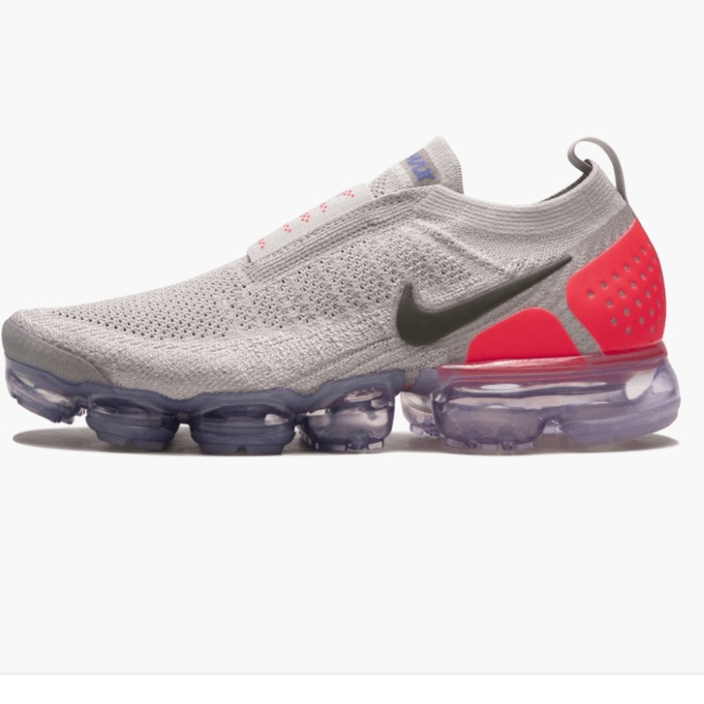 Nike Air Vapormax Moc 2 ‘Moon Particle’
